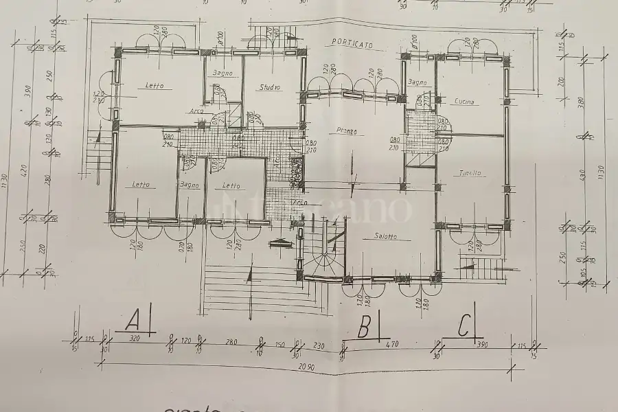 Casa Indipendente in vendita di 500 mq trattativa riservata (rif. 92/2025)