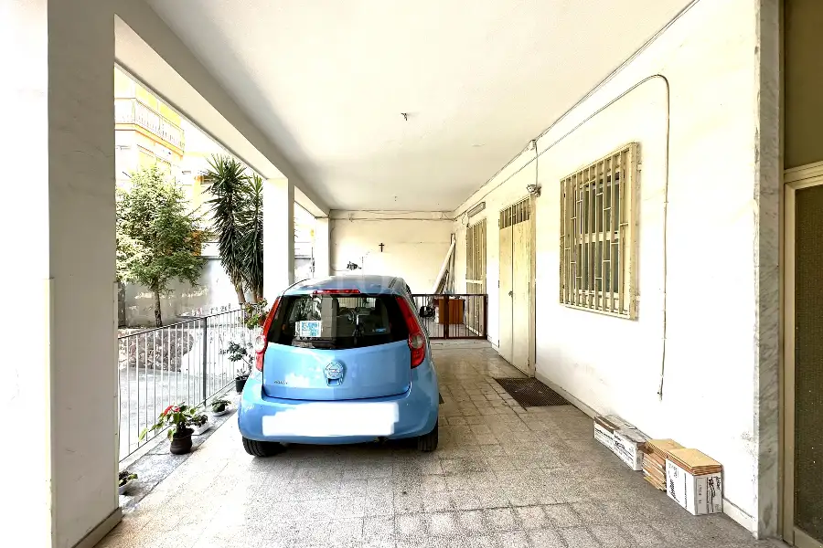 Negozio in vendita di 90 mq a €220.000 (rif. 8/2026)