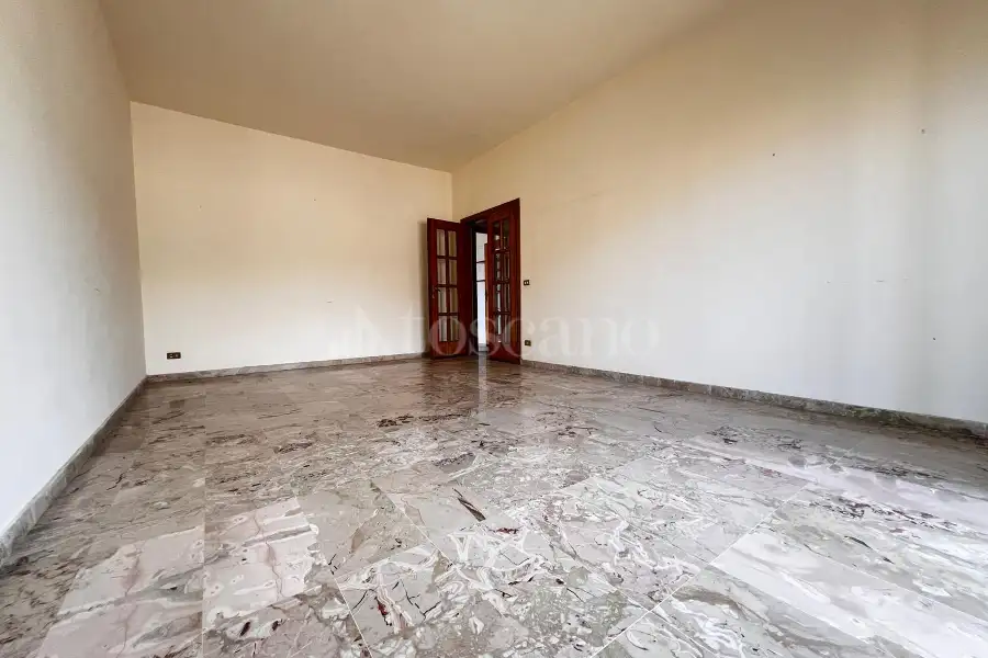 Palazzo in vendita di 300 mq a €215.000 (rif. 40/2025)