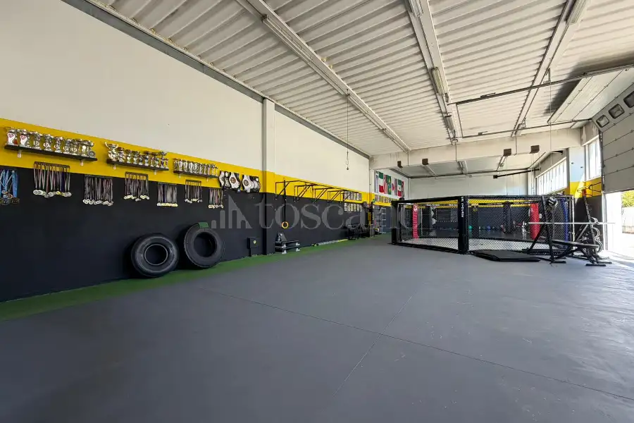 Capannone in vendita di 500 mq a €579.000 (rif. 14/2026)