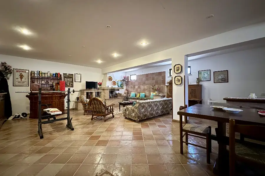 Villa Bifamiliare in vendita di 175 mq a €379.000 (rif. 67/2026)