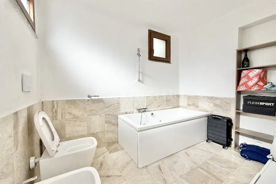 Villa in vendita di 260 mq a €539.000 (rif. 17/2026)