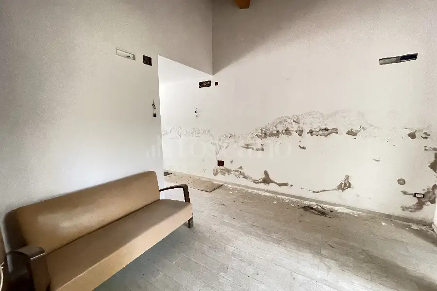 Casa Indipendente in vendita di 122 mq a €75.000 (rif. 15/2026)