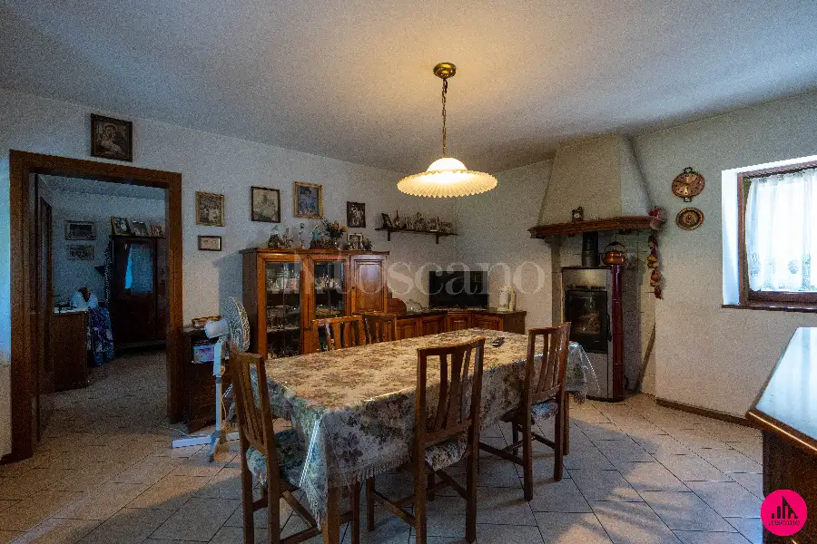 Casa Indipendente in vendita di 360 mq a €320.000 (rif. 128/2026)