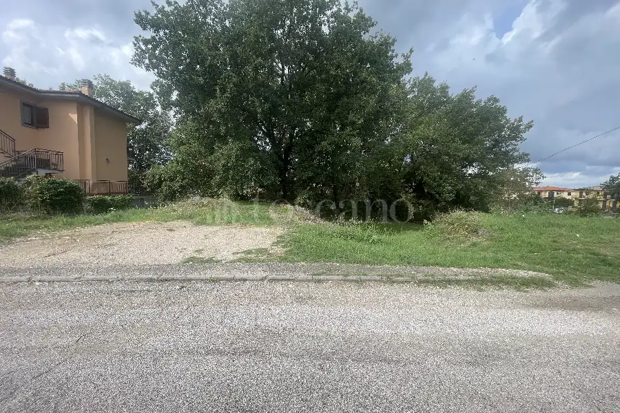Edificabile Residenziali in vendita di 3.000 mq a €32.000 (rif. 24/2026)