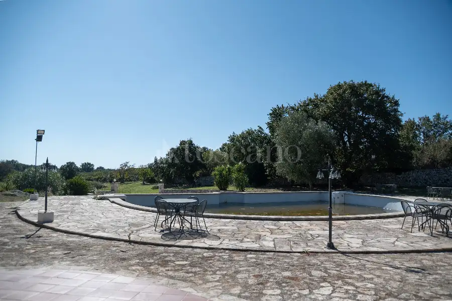 Villa in vendita di 1.500 mq a €2.200.000 (rif. 19/2025)