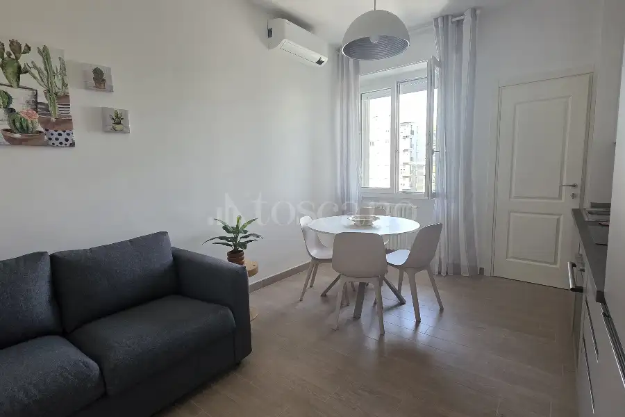 Casa in affitto di 70 mq a €1.400 (rif. 15/2026)