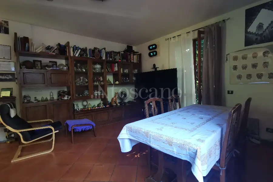 Casa Indipendente in vendita di 250 mq a €540.000 (rif. 38/2023)