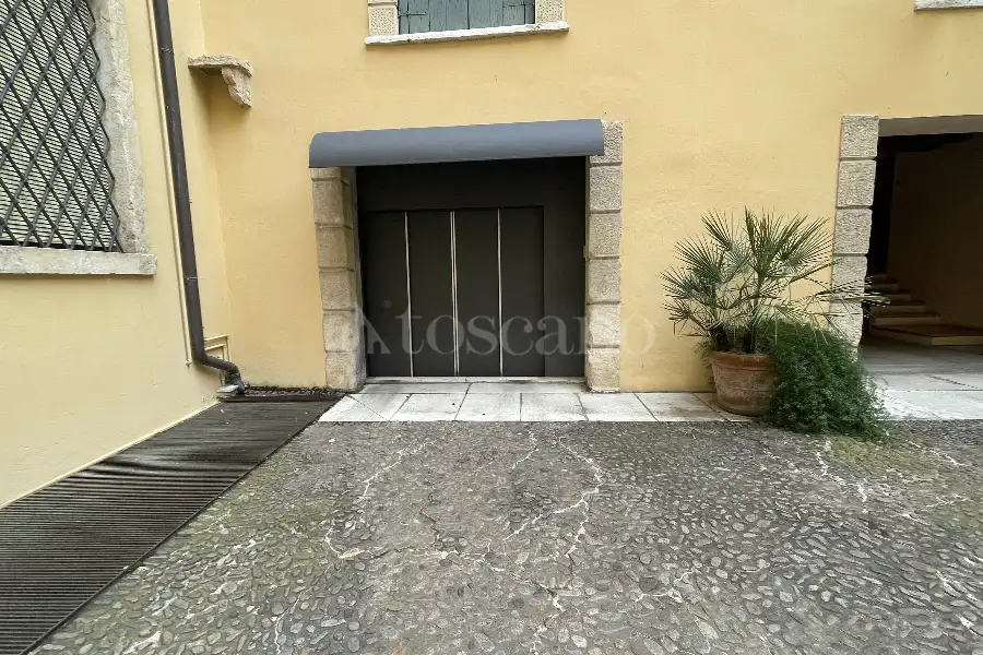 Casa in vendita di 200 mq a €1.800.000 (rif. 16/2024)