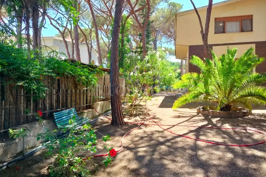 Villa in vendita di 280 mq a €845.000 (rif. 45/2025)