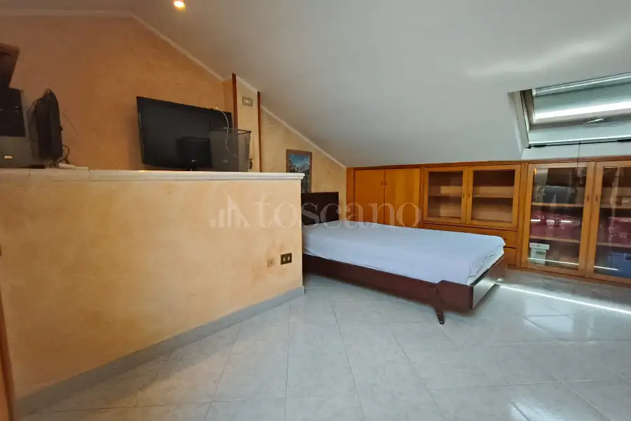 Villa Plurifamiliare in vendita di 210 mq a €585.000 (rif. 56/2026)