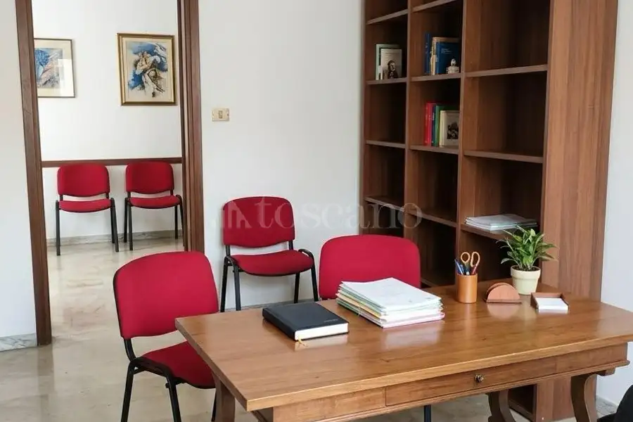 Ufficio in vendita di 79 mq a €215.000 (rif. 44/2026)