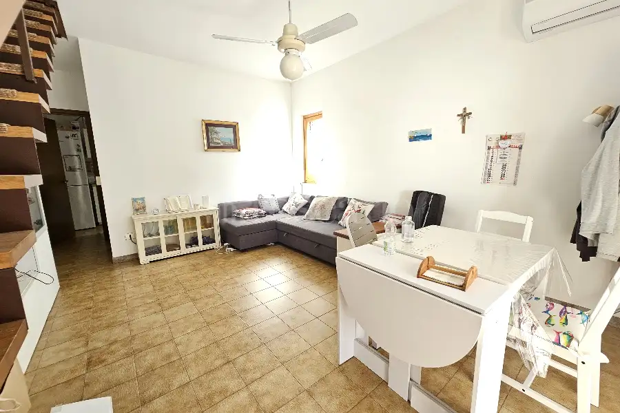 Villa Plurifamiliare in vendita di 90 mq a €165.000 (rif. 131/2025)