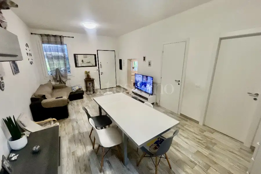 Villa Bifamiliare in vendita di 138 mq a €270.000 (rif. 18/2026)