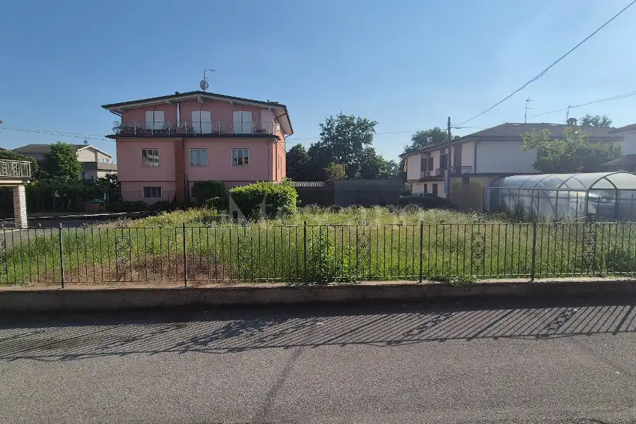 Edificabile Residenziali in vendita di 393 mq a €110.000 (rif. 28/2026)