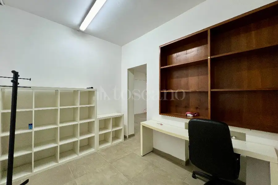 Laboratorio in vendita di 203 mq a €278.000 (rif. 59/2023)