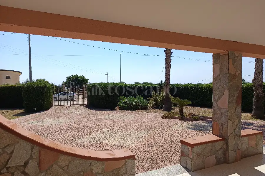 Villa in vendita di 470 mq a €698.000 (rif. 76/2026)