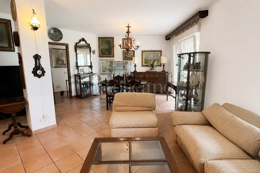Villa in vendita di 310 mq a €479.000 (rif. 32/2026)