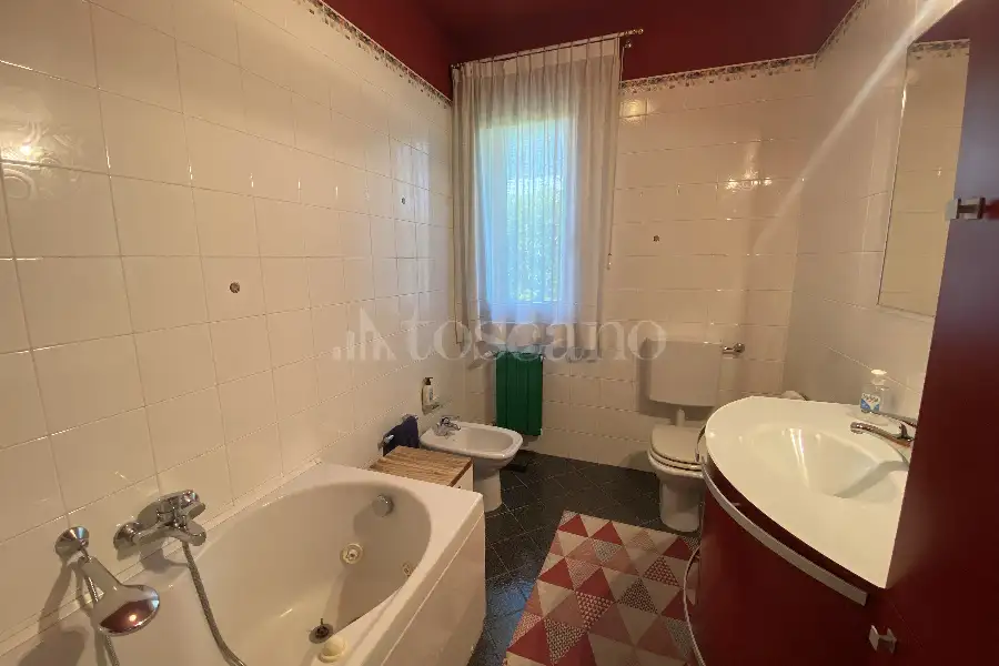 Villa in vendita di 309 mq a €420.000 (rif. 10/2026)