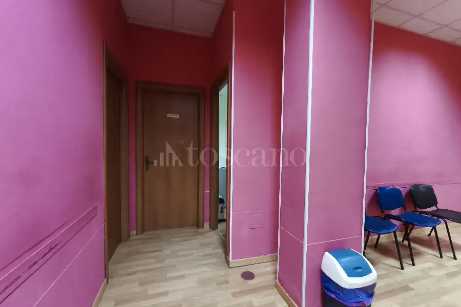 Ufficio in vendita di 272 mq a €340.000 (rif. 24/2026)
