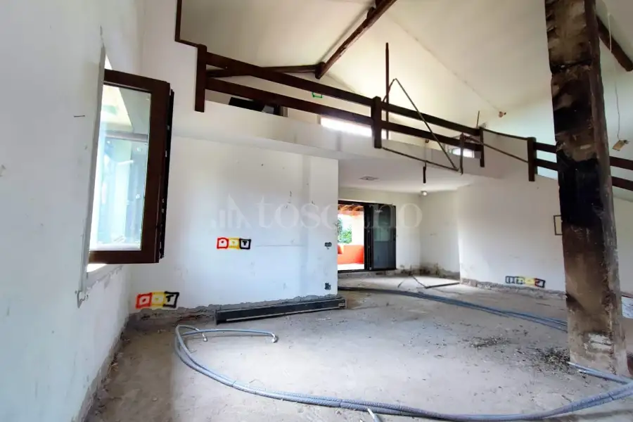 Villa in vendita di 250 mq a €240.000 (rif. 18/2026)