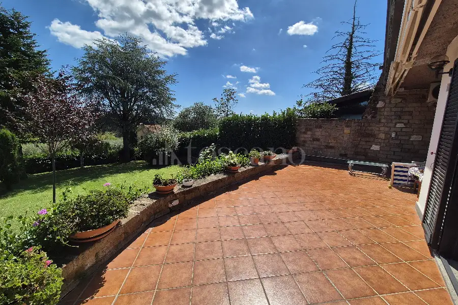 Villa Bifamiliare in vendita di 200 mq a €349.000 (rif. 28/2025)