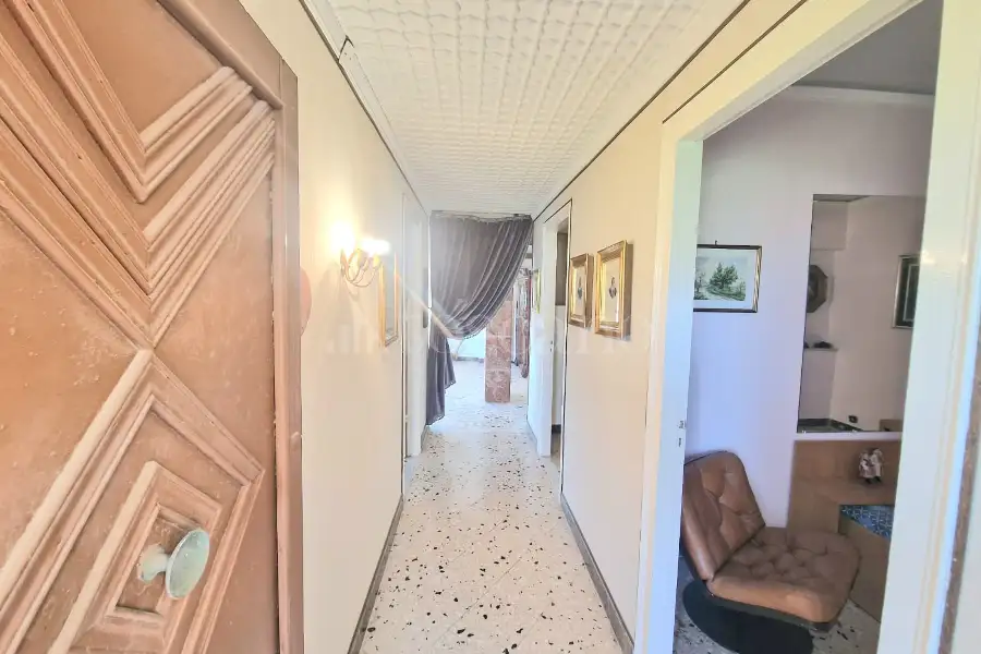 Villa in vendita di 275 mq a €275.000 (rif. 61/2026)