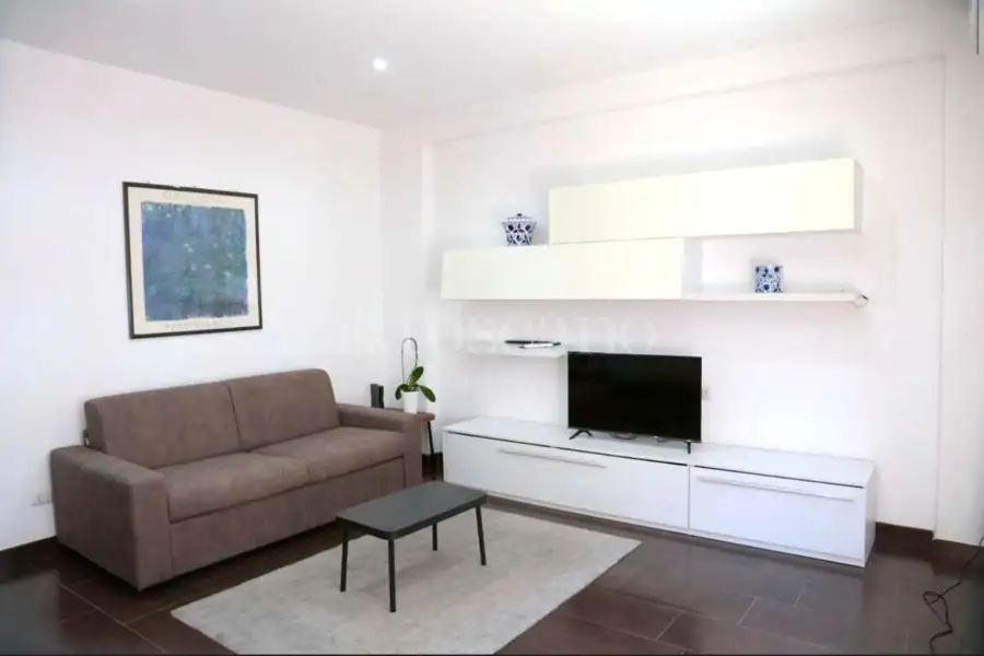 Casa in affitto di 70 mq a €1.300 (rif. 2/2026)