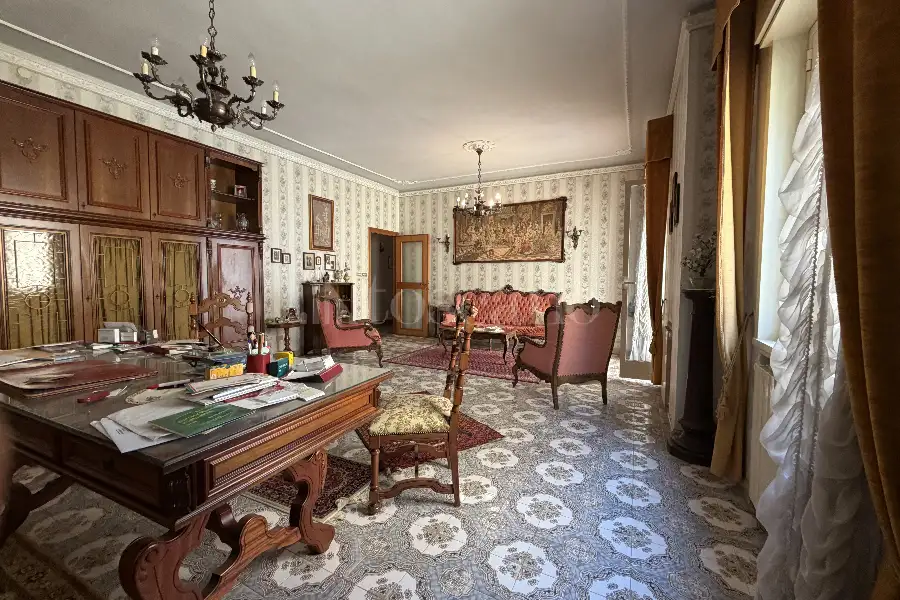 Casa in vendita di 231 mq a €209.000 (rif. 68/2026)