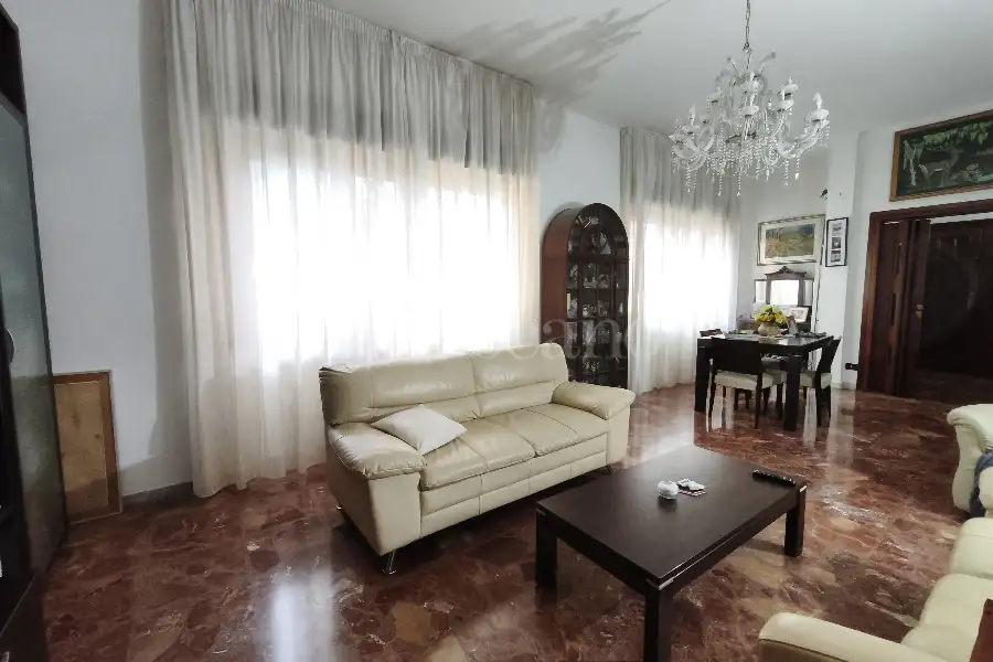 Casa in vendita di 130 mq a €118.000 (rif. 4/2026)