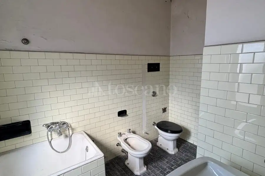 Casa Indipendente in vendita di 284 mq a €220.000 (rif. 19/2025)