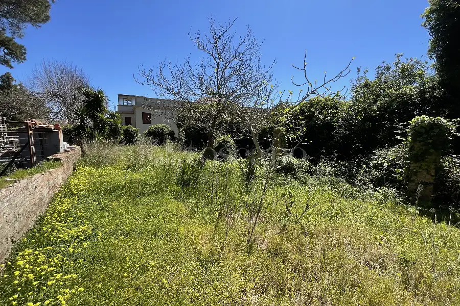 Casa Indipendente in vendita di 122 mq a €75.000 (rif. 15/2026)