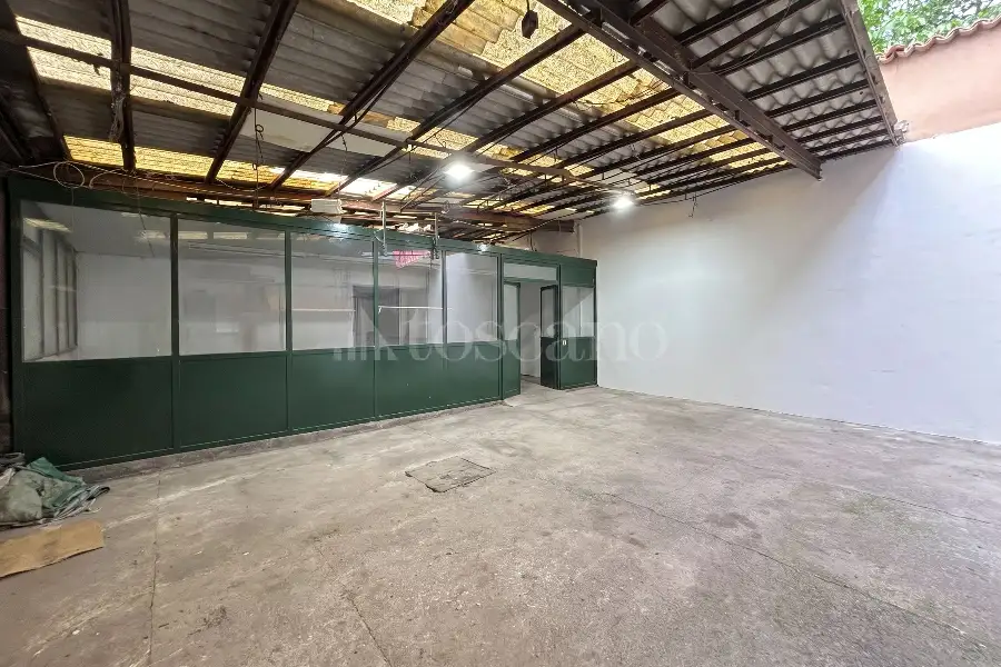 Negozio in vendita di 1.200 mq a €650.000 (rif. 20/2026)