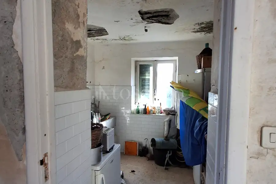Rustico in vendita di 150 mq a €395.000 (rif. 13/2024)