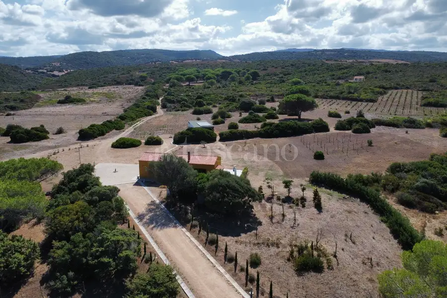 Casale in vendita di 150 mq a €1.750.000 (rif. 7/2026)