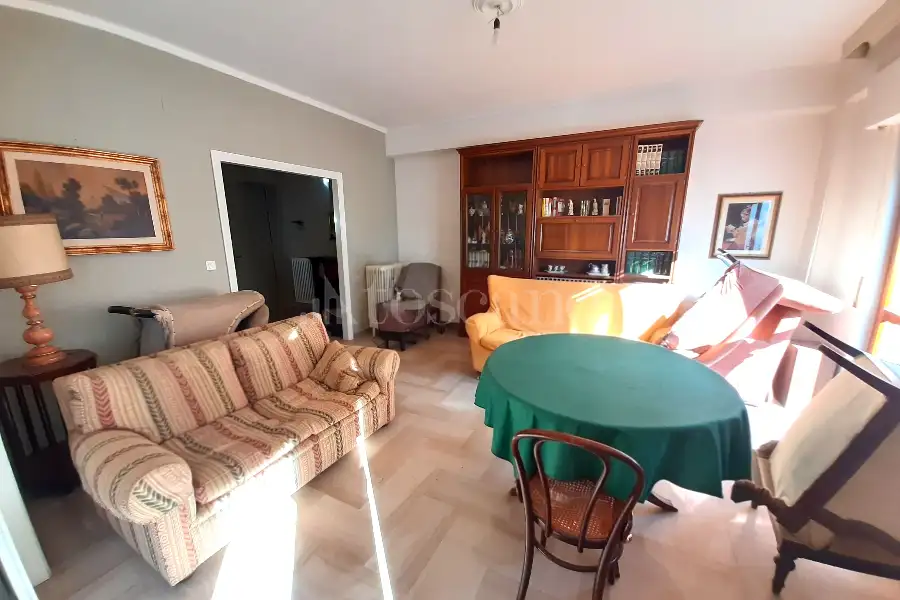Casa in vendita di 200 mq a €505.000 (rif. 17/2026)