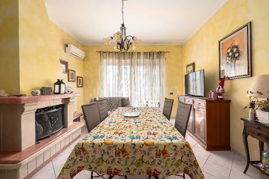 Casa in vendita di 80 mq a €215.000 (rif. 12/2026)