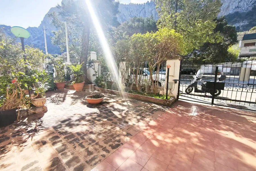 Villa in vendita di 245 mq a €610.000 (rif. 34/2026)