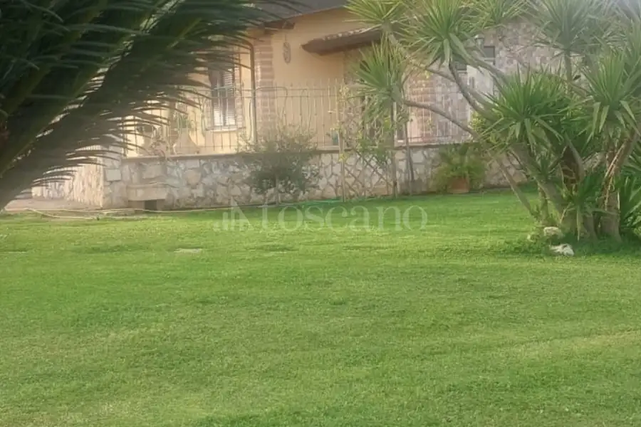 Agricolo in vendita di 30.000 mq a €350.000 (rif. 66/2026)