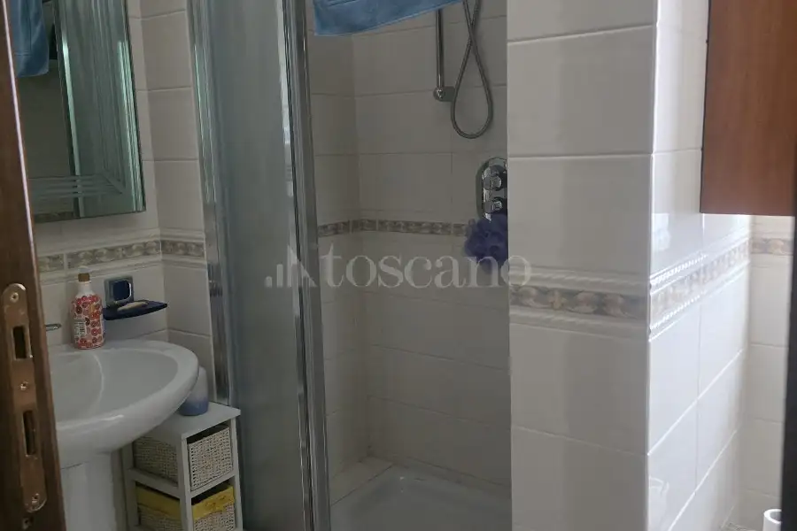 Villa Bifamiliare in vendita di 220 mq a €220.000 (rif. 63/2026)