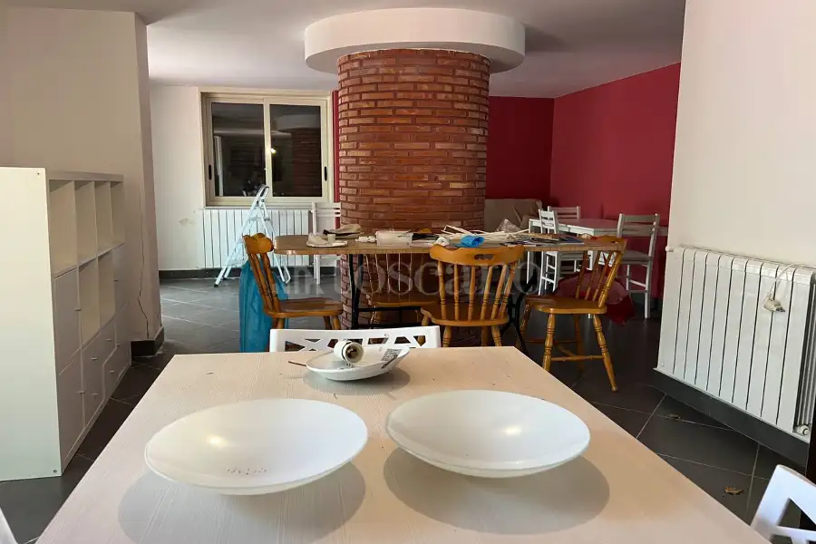 Villa in vendita di 396 mq a €445.000 (rif. 168/2025)