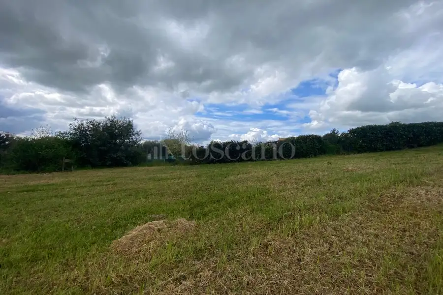 Agricolo in vendita di 1.500 mq a €40.000 (rif. 71/2025)