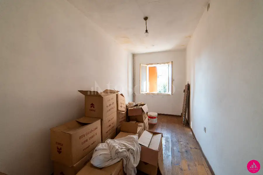 Rustico in vendita di 295 mq a €59.000 (rif. 181/2026)