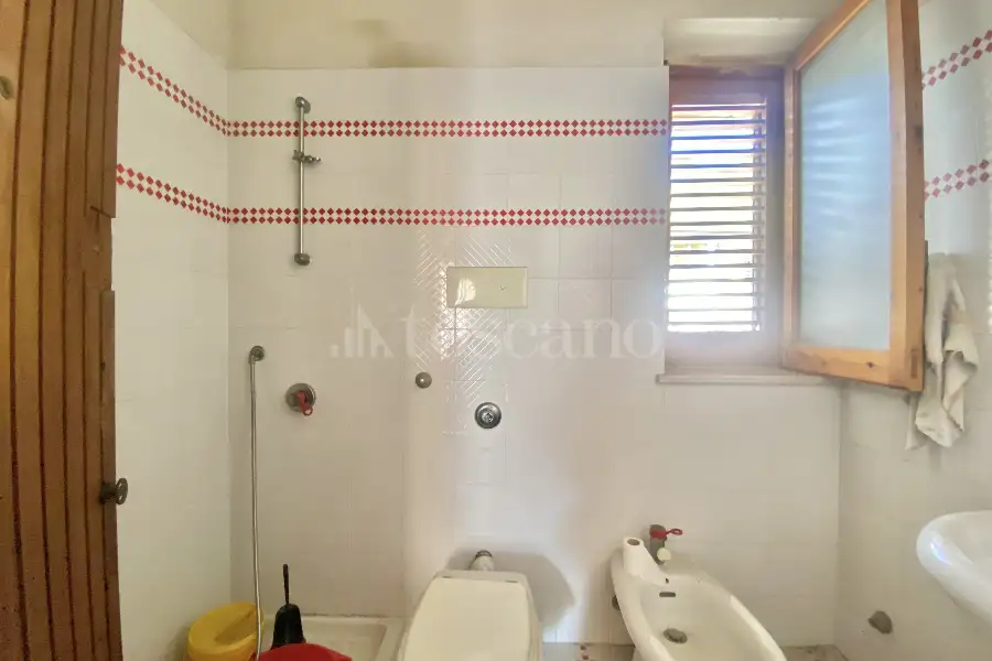 Casa Indipendente in vendita di 220 mq a €164.000 (rif. 16/2026)