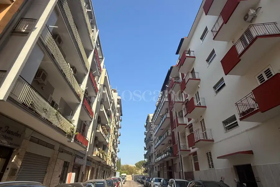 Negozio in vendita di 51 mq a €62.000 (rif. 13/2026)