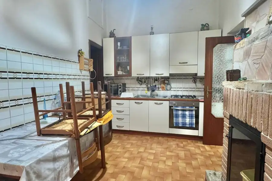 Casa in vendita di 236 mq a €85.000 (rif. 87/2026)