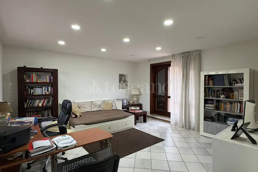 Villa in vendita di 450 mq a €390.000 (rif. 70/2026)