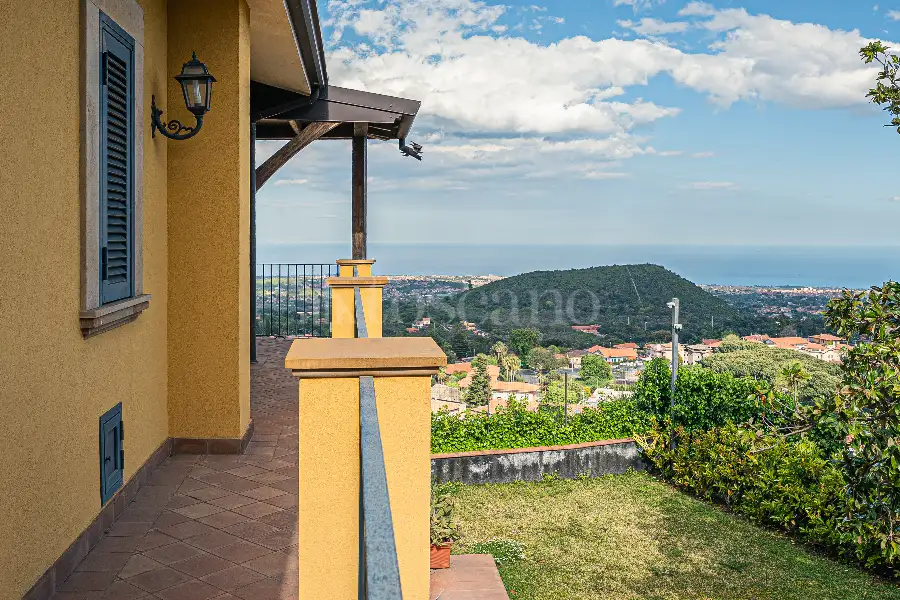 Villa in vendita di 300 mq a €490.000 (rif. 44/2025)