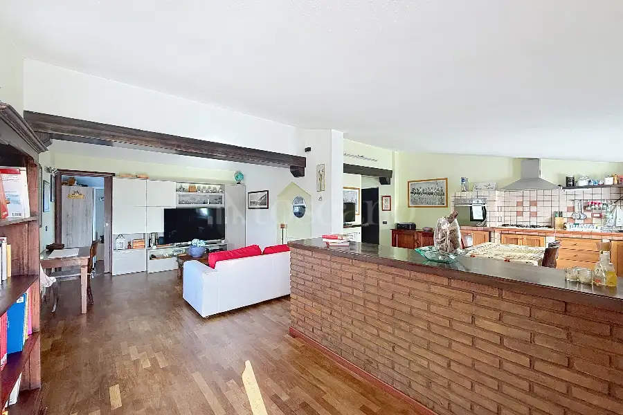 Villa in vendita di 230 mq a €288.000 (rif. 22/2026)