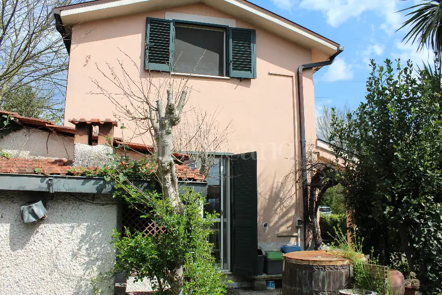 Casa Indipendente in vendita di 137 mq a €98.000 (rif. 8/2026)